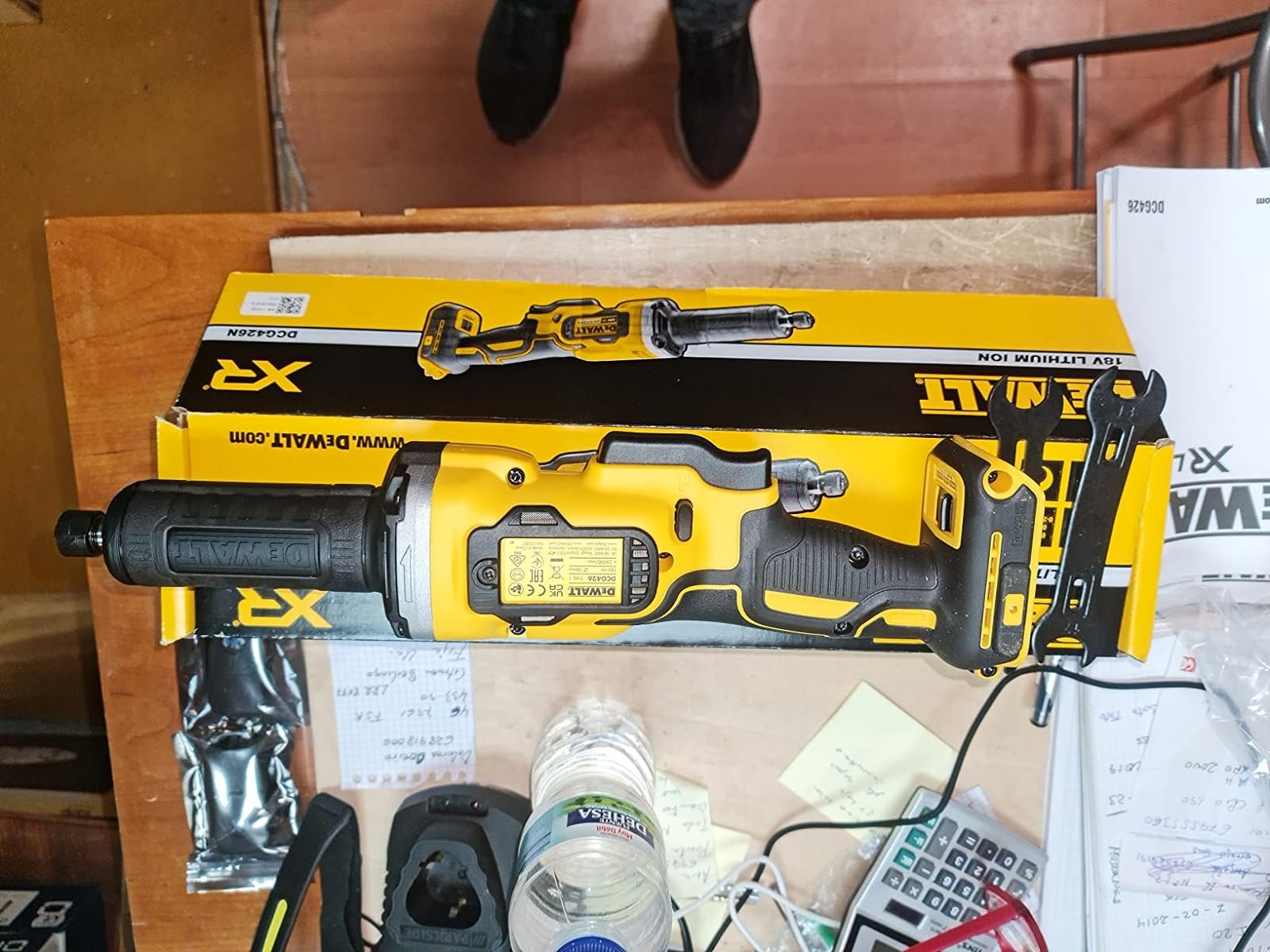 amoladora recta a bateria dewalt